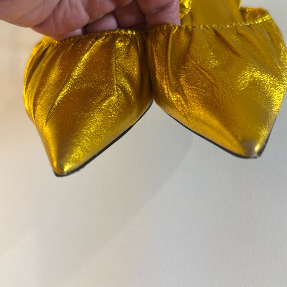 Tory Burch Gold Heels - Picture 2 of 15